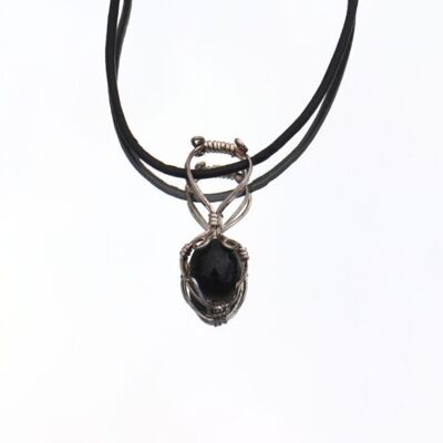 Onyx Pendant Necklace 